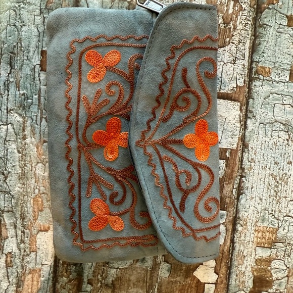 Gray Soft Cloth Wallet Clutch with Orange Floral Embroidery - Picture 2 of 7